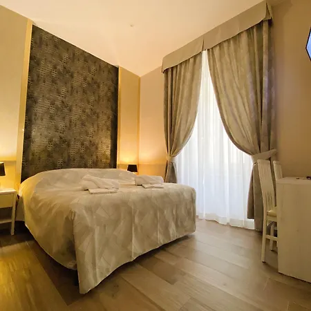 Hotelier 51